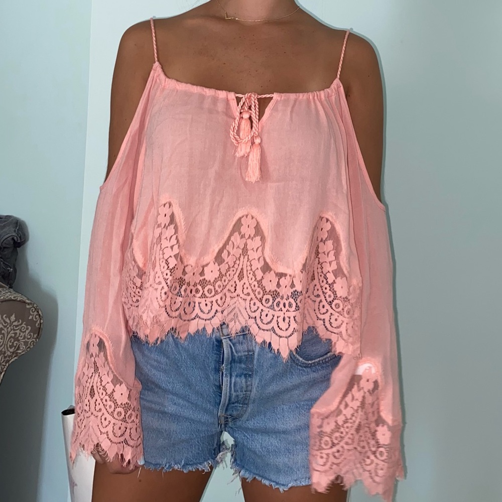 Light pink/coral flowy top